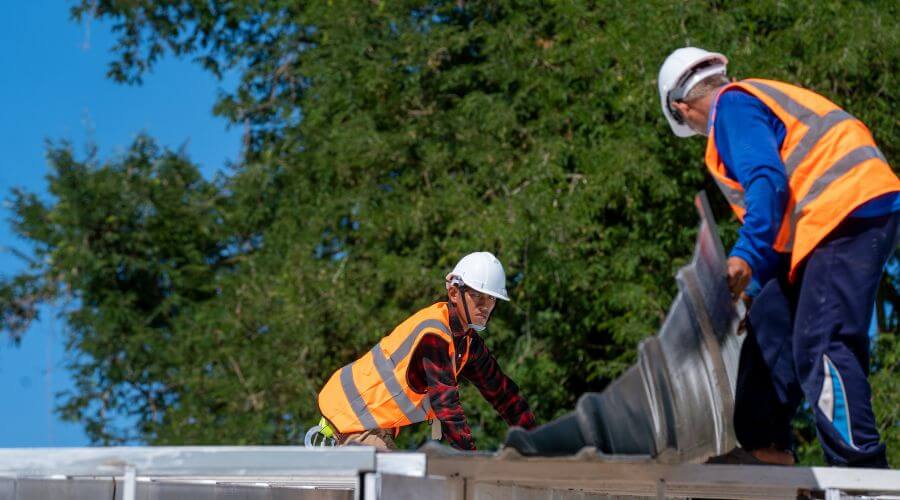 Expert new roof installation services in Iaeger, WV